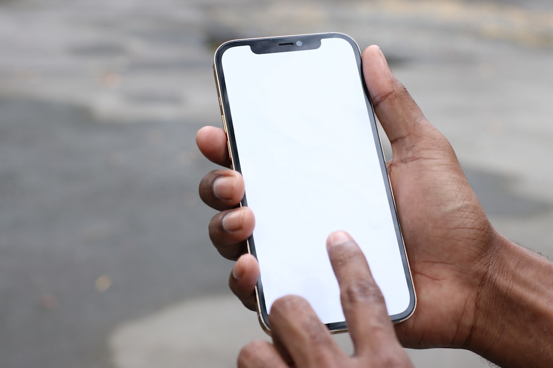 Ilustrasi tablet Samsung Galaxy yang canggih dengan tampilan komponen chipset internal