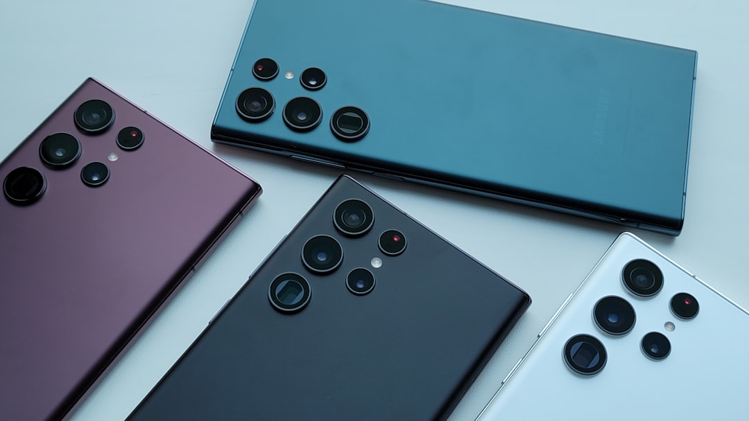 Ilustrasi smartphone Vivo S60 dan Vivo S60 Vitality Edition dengan detail spesifikasi dan tanggal peluncuran 29 Mei