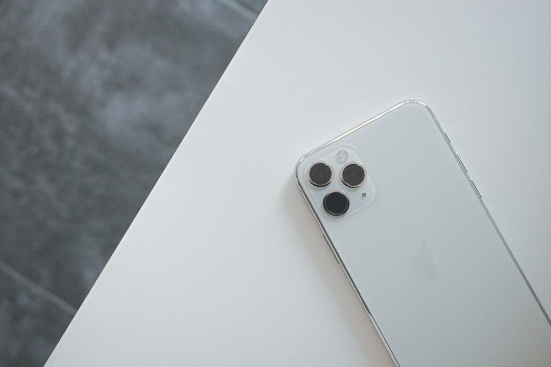 Perbandingan dua smartphone 5G iQOO Z11 dan Redmi Note 15 Pro+