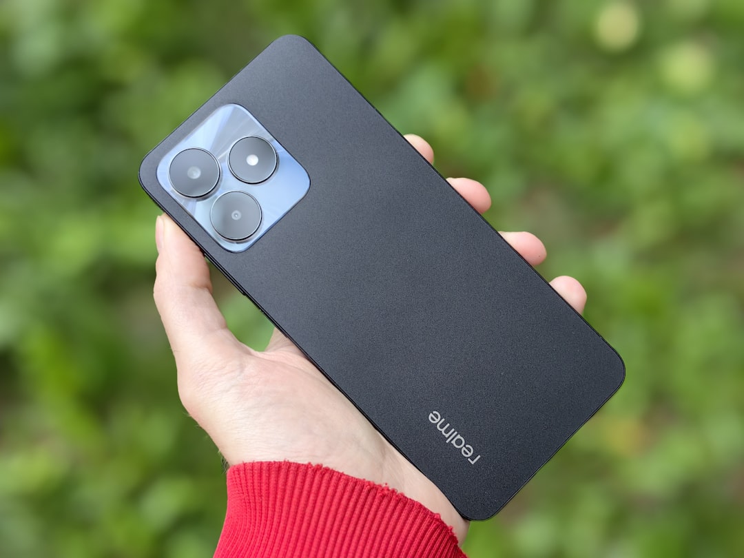 Desain Honor 600 Series: Vitality, Super, dan Pro dengan modul kamera besar dan kapasitas baterai tinggi.