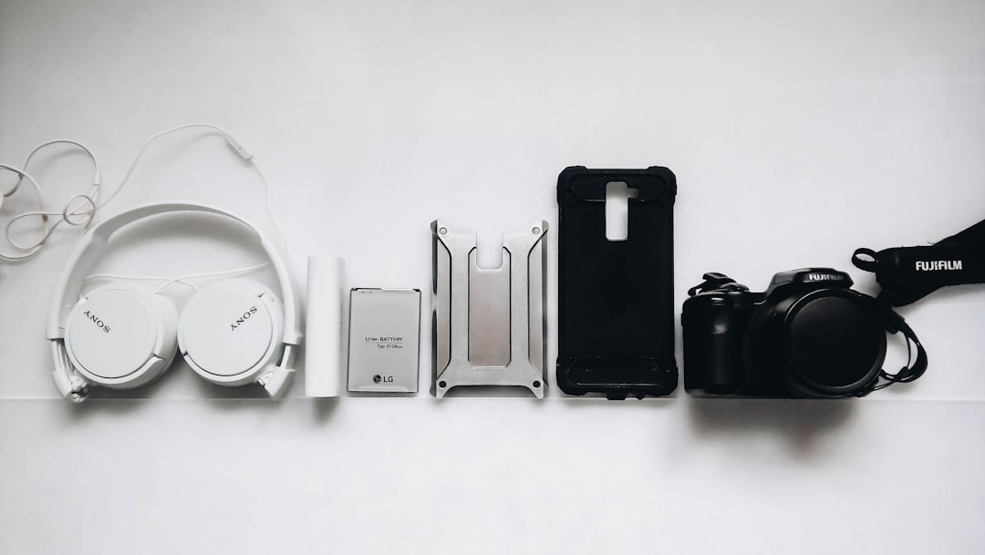 Sony Reon Pocket Pro Plus, perangkat AC wearable portabel yang menampilkan teknologi pendinginan terbaru.