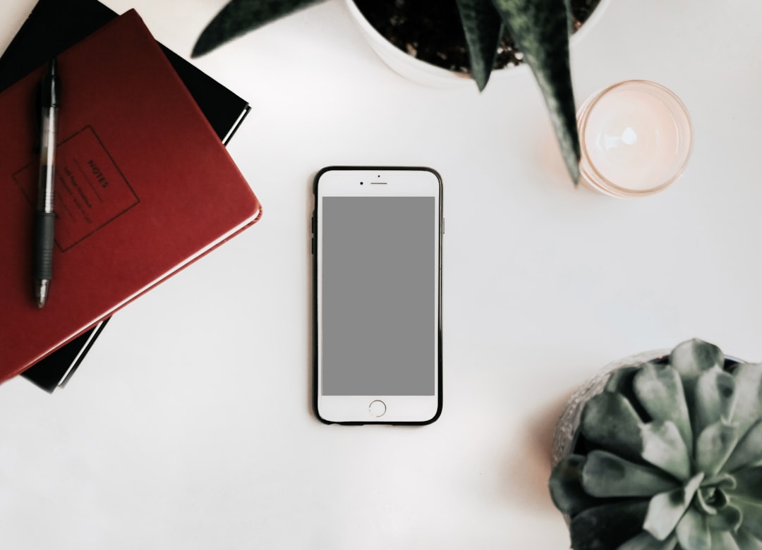Tampilan antarmuka One UI 8.5 pada layar smartphone Samsung Galaxy terbaru.